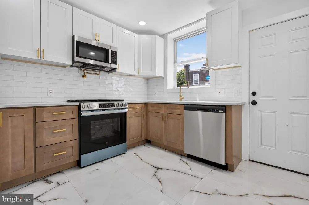 4740 CAMAC STREET Philadelphia, PA 19141