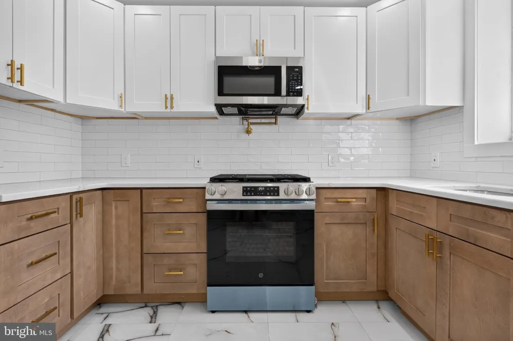 4740 CAMAC STREET Philadelphia, PA 19141
