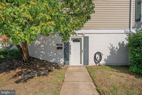 1482 BLOCKTON COURT
