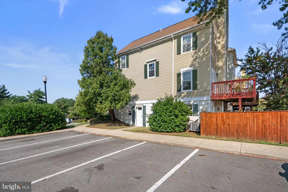 1482 BLOCKTON COURT Crofton, MD 21114