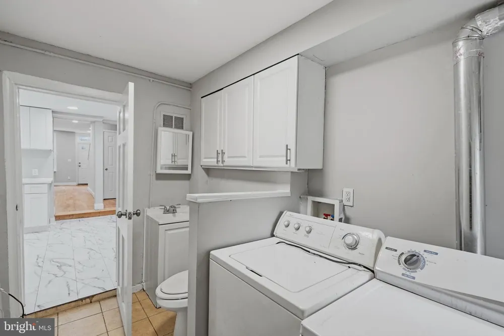 937 W LOMBARD STREET Baltimore, MD 21223
