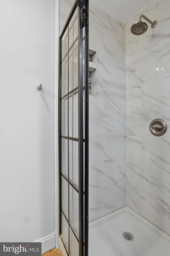 937 W LOMBARD STREET Baltimore, MD 21223