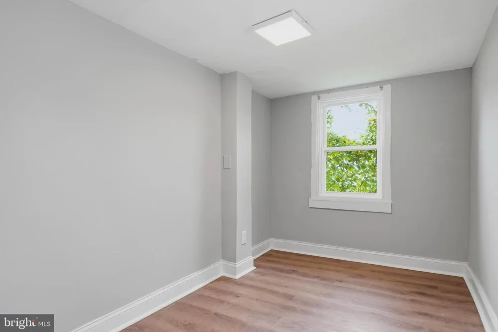 937 W LOMBARD STREET Baltimore, MD 21223