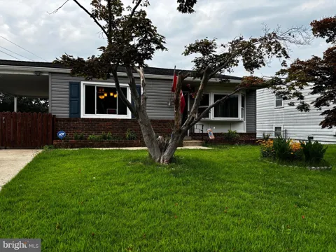 811 LYNVUE ROAD
