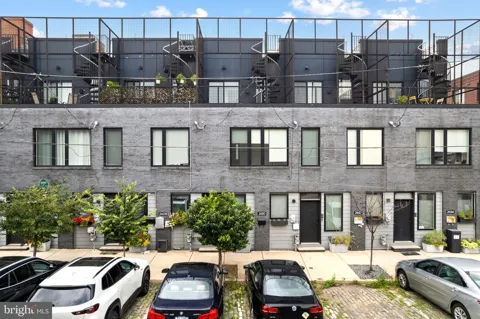 2610 TRENTON AVE