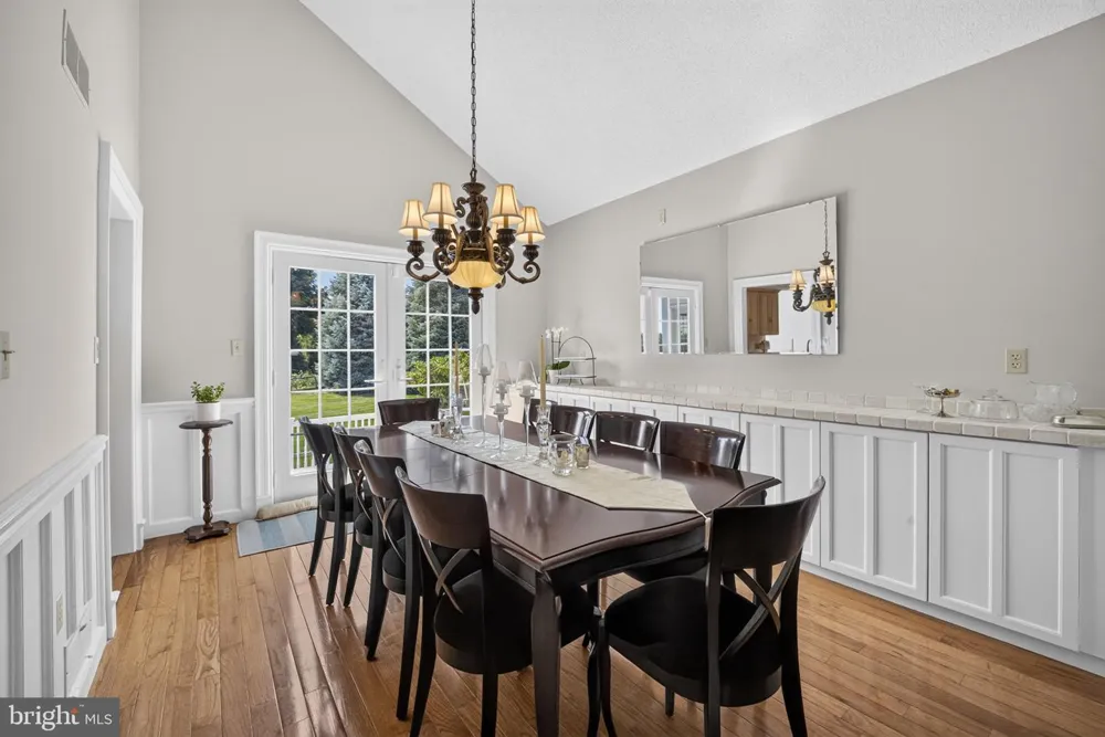 6467 ABBEY ROAD Wind Gap, PA 18091