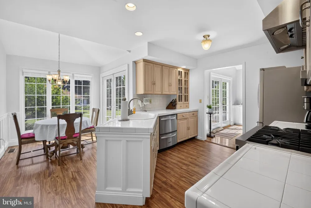 6467 ABBEY ROAD Wind Gap, PA 18091