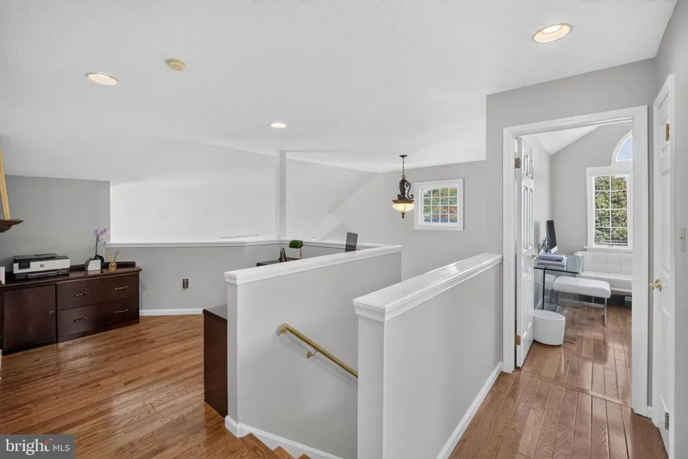 6467 ABBEY ROAD Wind Gap, PA 18091