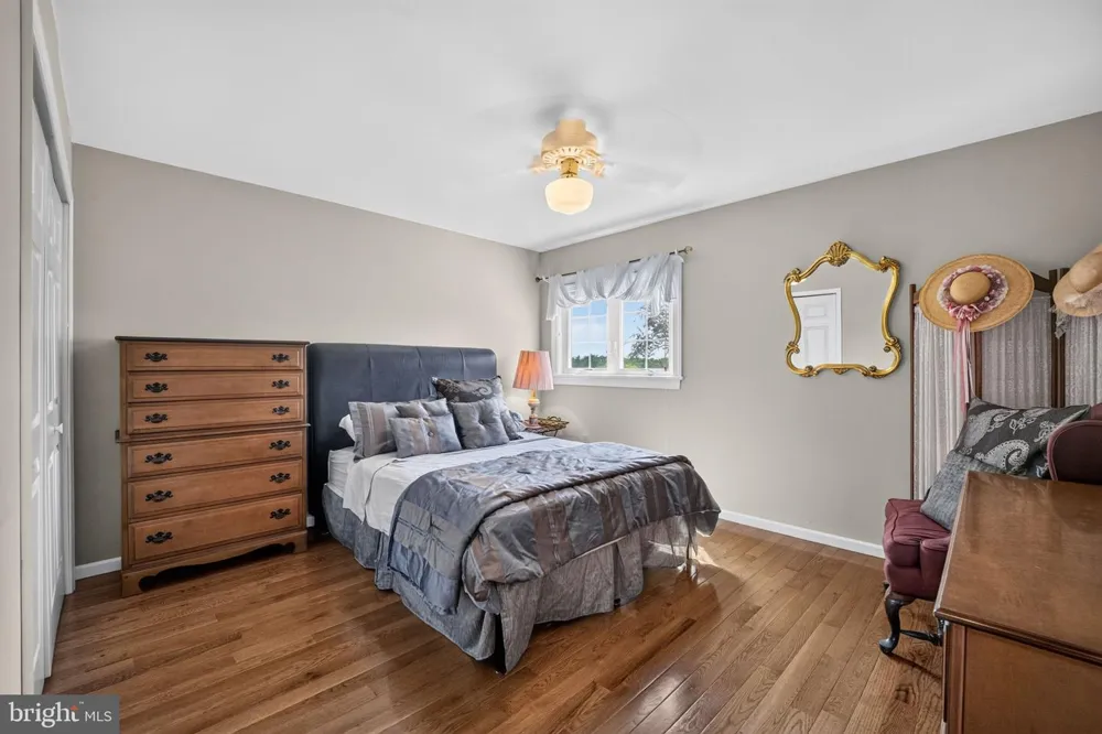 6467 ABBEY ROAD Wind Gap, PA 18091