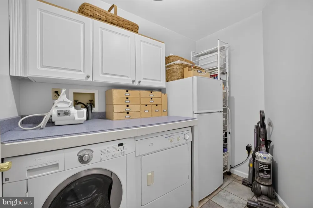 6467 ABBEY ROAD Wind Gap, PA 18091