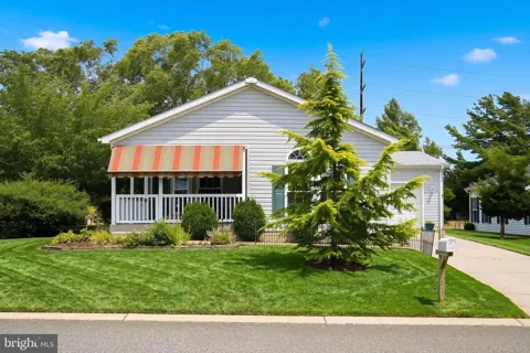 60 FORT LEE DRIVE