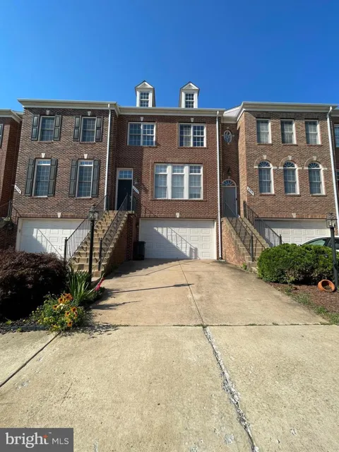 6912 WITTON CIRCLE