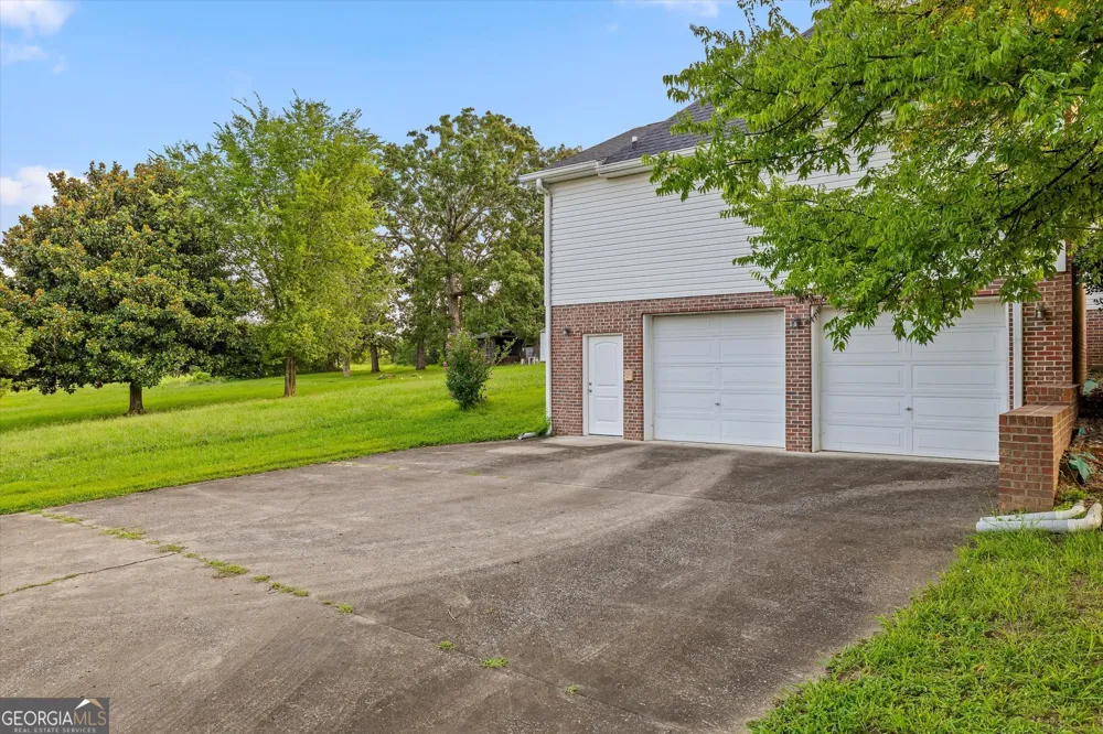 1217 Old Bethel RD Chickamauga, GA 30707