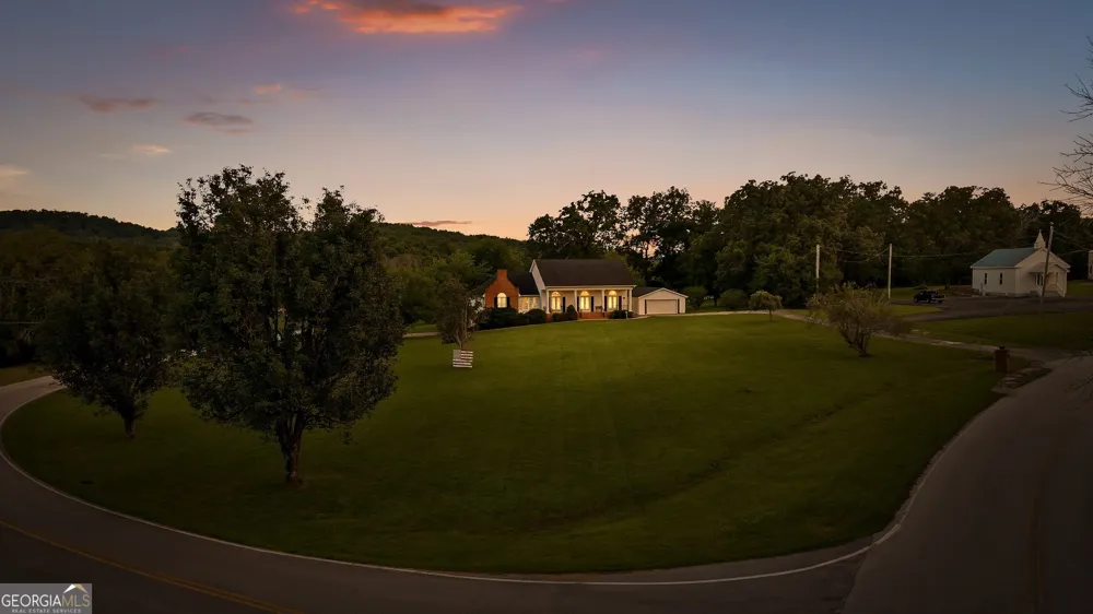 1217 Old Bethel RD Chickamauga, GA 30707