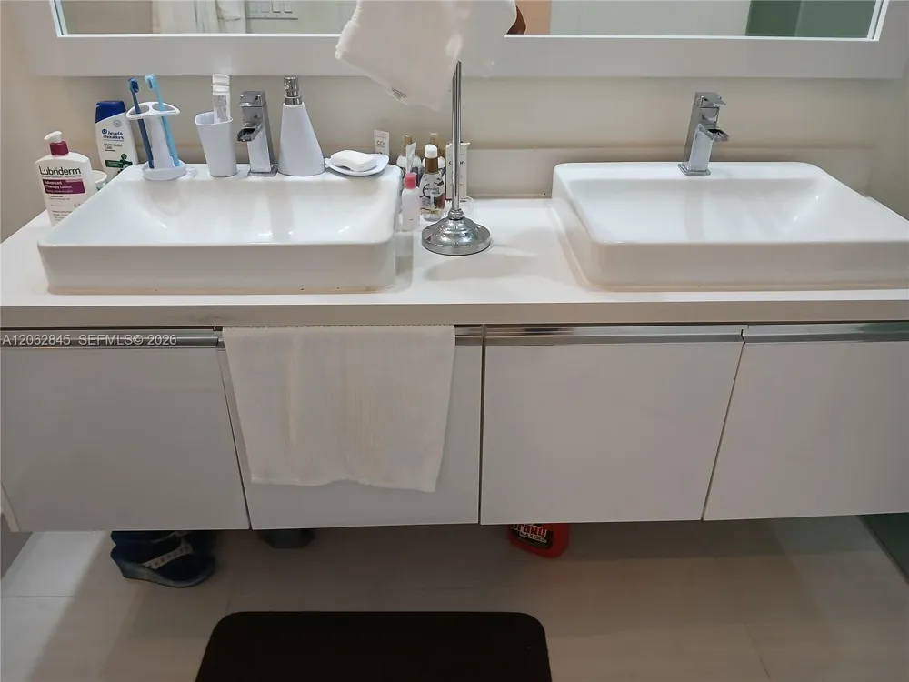 6415 NW 102nd Path #208 Doral, FL 33178
