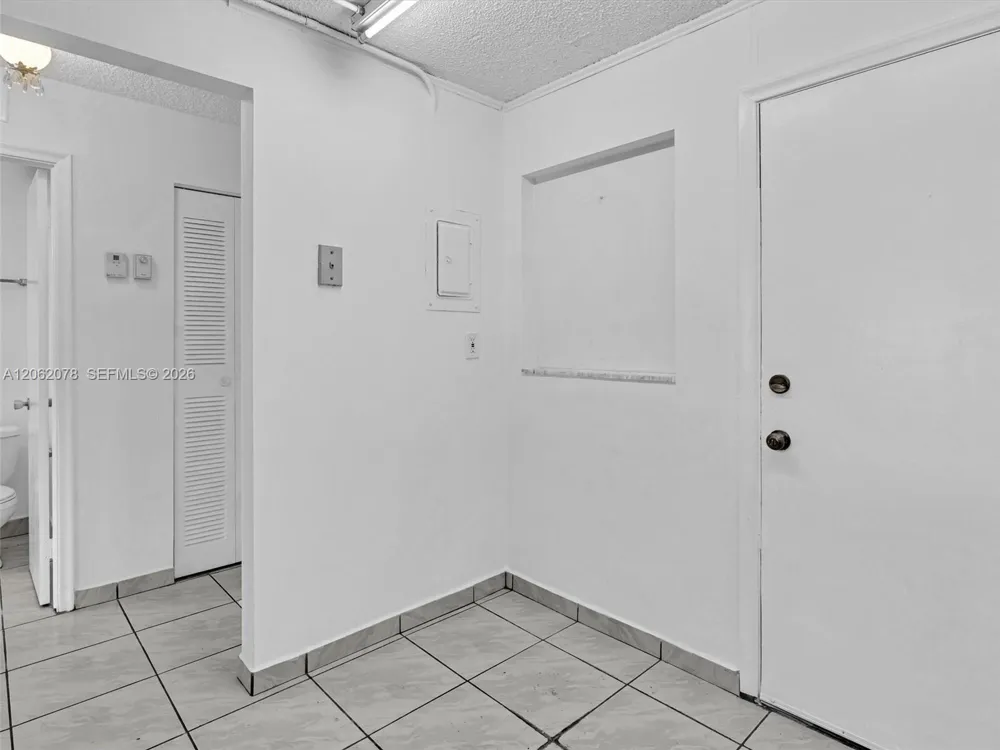 3849 NE 169th St #405 North Miami Beach, FL 33160