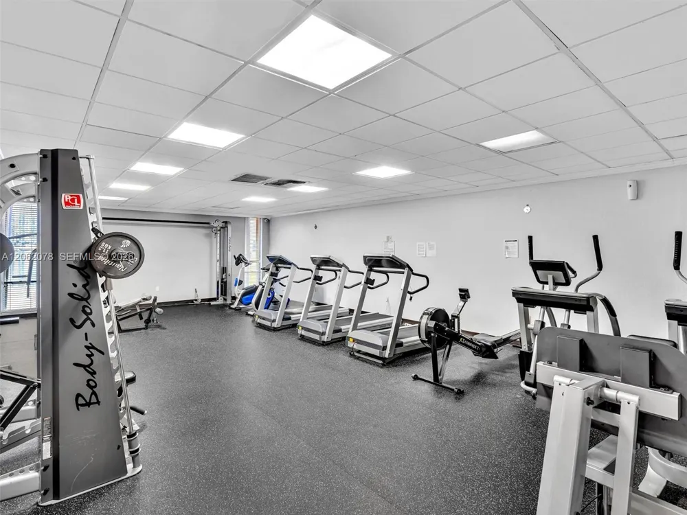 3849 NE 169th St #405 North Miami Beach, FL 33160