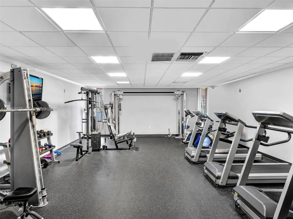 3849 NE 169th St #405 North Miami Beach, FL 33160