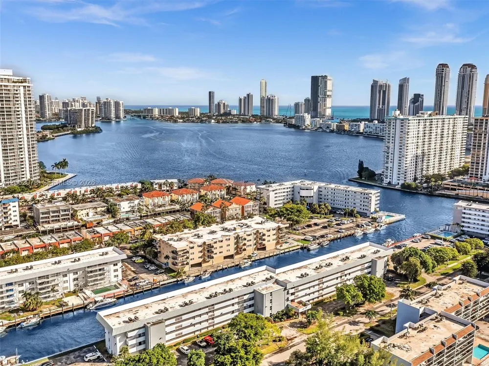 3849 NE 169th St #405 North Miami Beach, FL 33160