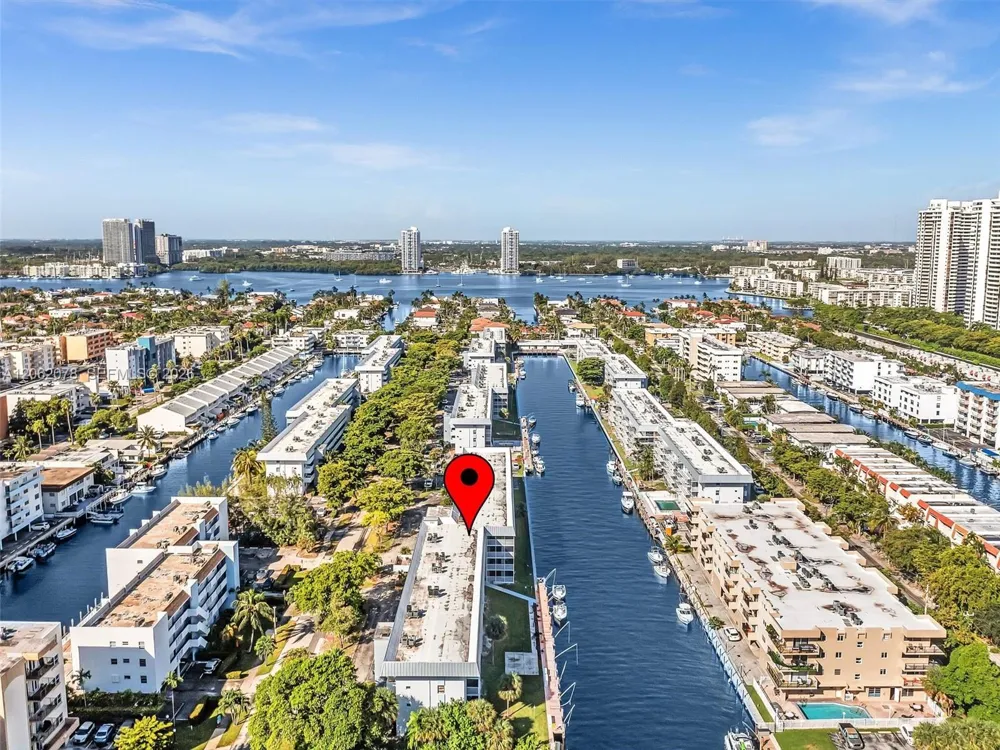 3849 NE 169th St #405 North Miami Beach, FL 33160