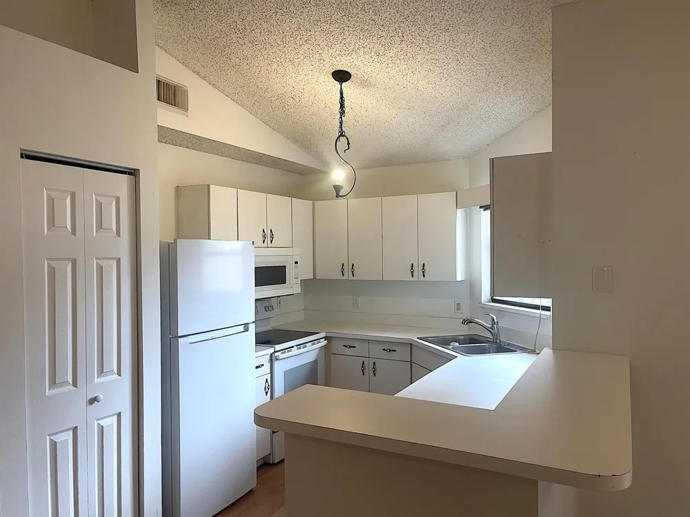 2819 STONEWAY LANE #C Fort Pierce, FL 34982