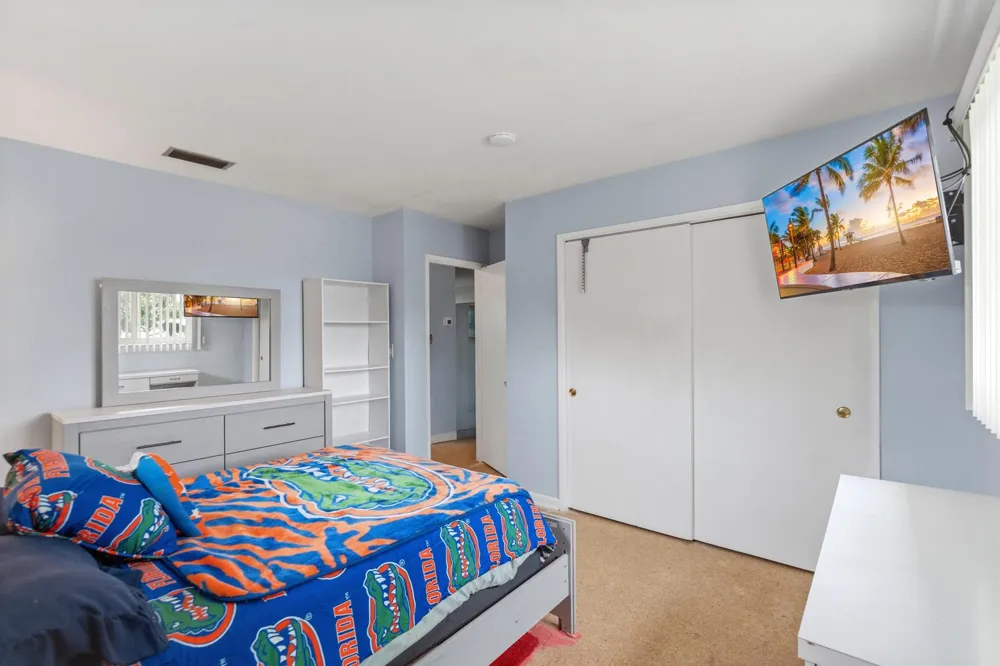 2780 NW 26TH AVENUE Oakland Park, FL 33311