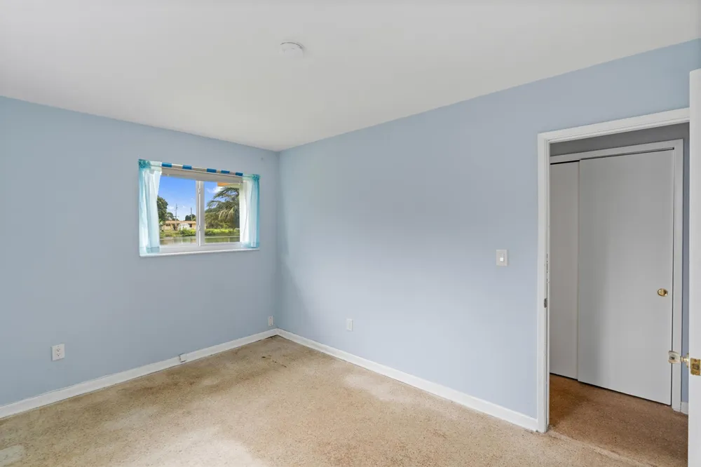 2780 NW 26TH AVENUE Oakland Park, FL 33311