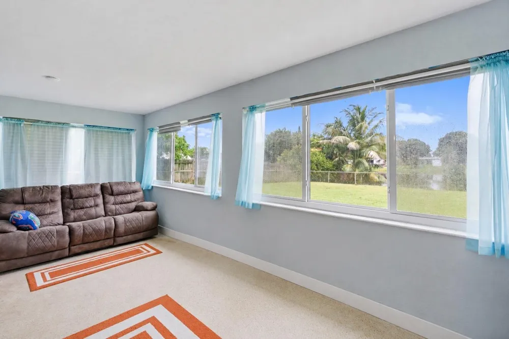 2780 NW 26TH AVENUE Oakland Park, FL 33311