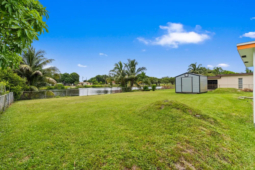 2780 NW 26TH AVENUE Oakland Park, FL 33311