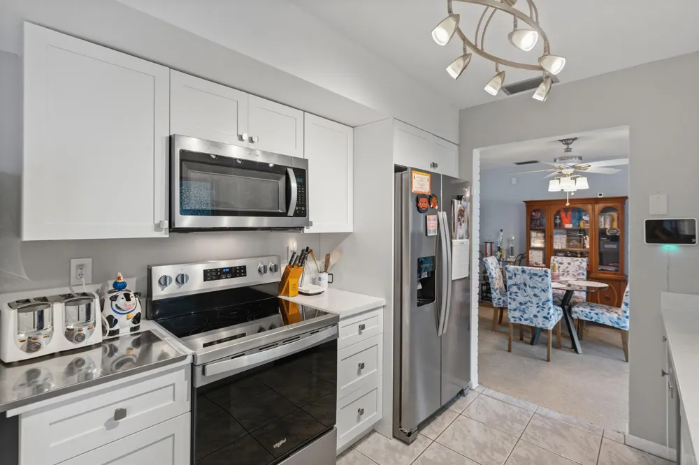 2780 NW 26TH AVENUE Oakland Park, FL 33311