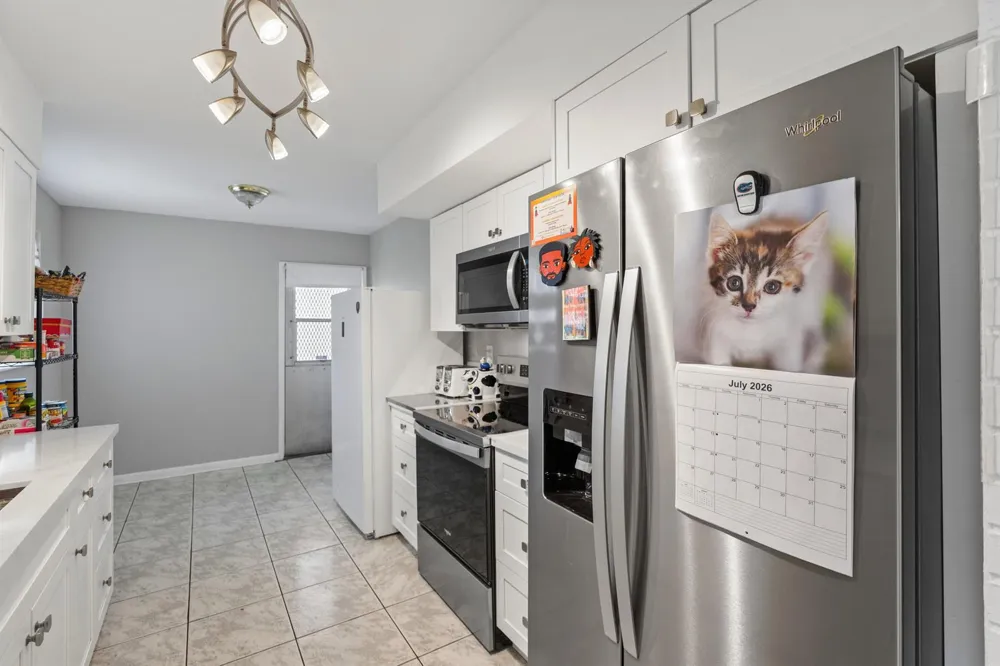 2780 NW 26TH AVENUE Oakland Park, FL 33311