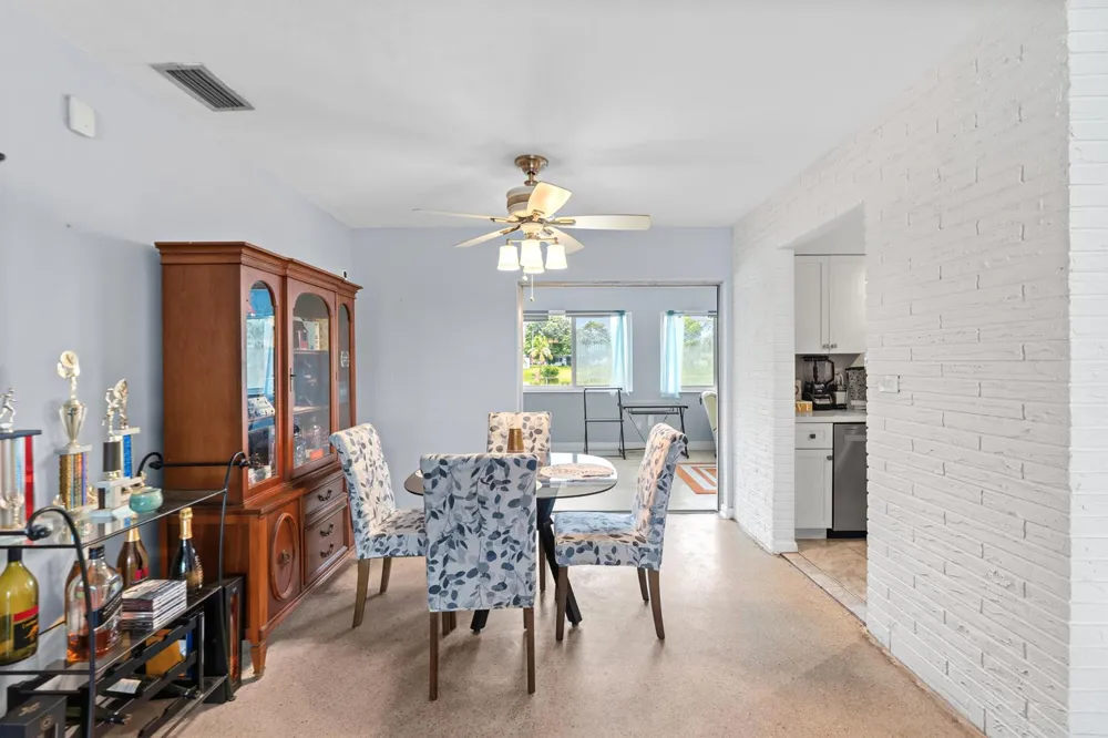 2780 NW 26TH AVENUE Oakland Park, FL 33311