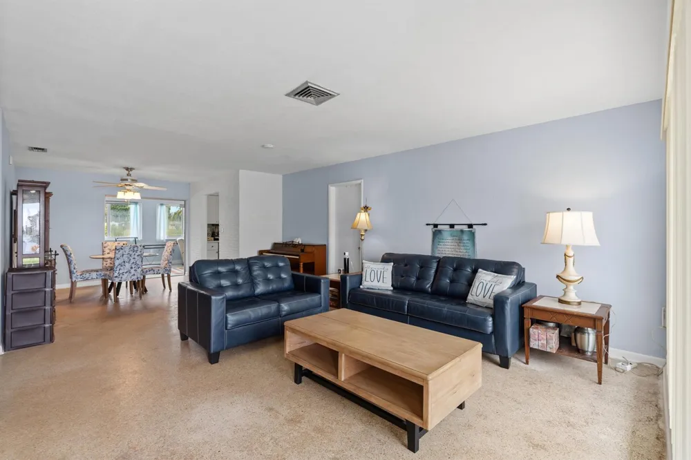2780 NW 26TH AVENUE Oakland Park, FL 33311