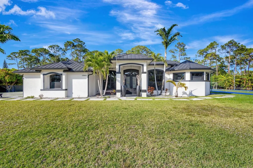 13803 CITRUS GROVE BOULEVARD 