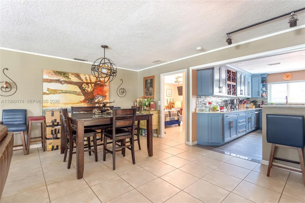 4548 SW 28th Way Dania Beach, FL 33312