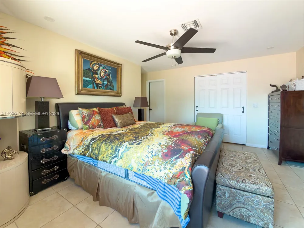 4548 SW 28th Way Dania Beach, FL 33312