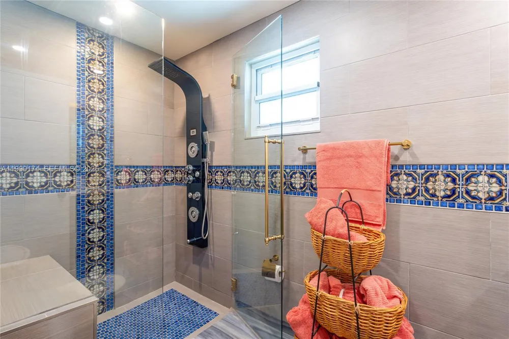 4548 SW 28th Way Dania Beach, FL 33312