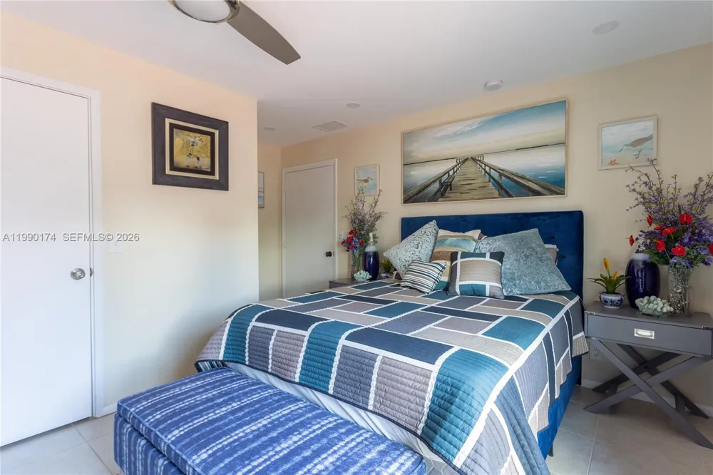 4548 SW 28th Way Dania Beach, FL 33312