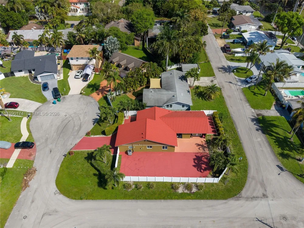 4548 SW 28th Way Dania Beach, FL 33312