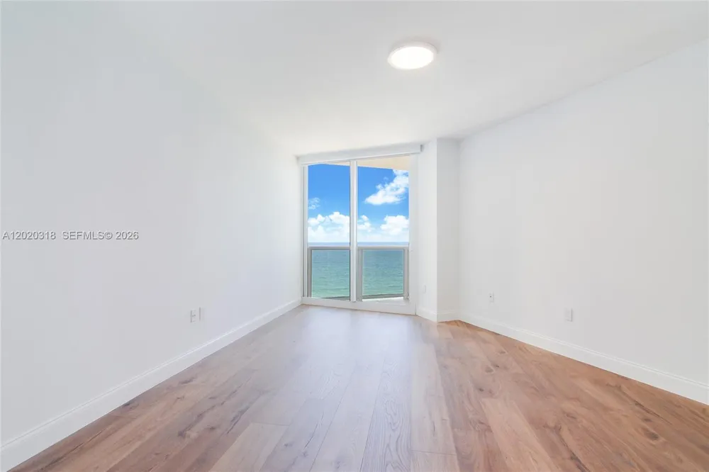 19333 Collins Ave #1907 Sunny Isles Beach, FL 33160