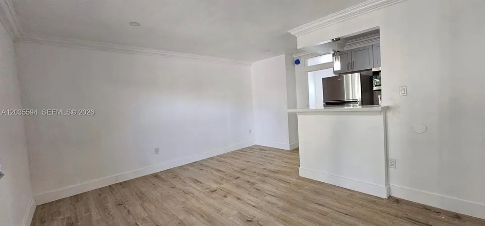 6330 SW 79th St #19 South Miami, FL 33143
