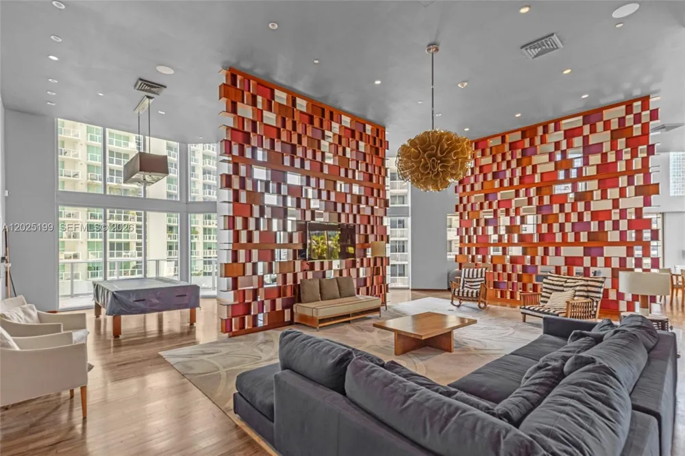 1300 Brickell Bay Dr #3408 Miami, FL 33131