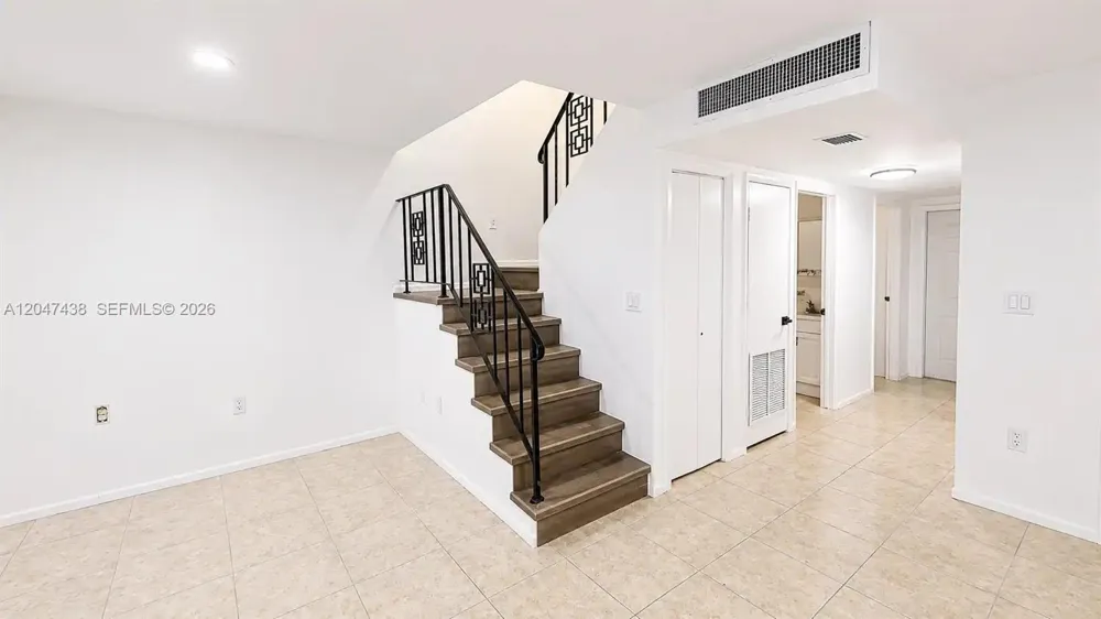 3321 Raleigh St #3H Hollywood, FL 33021