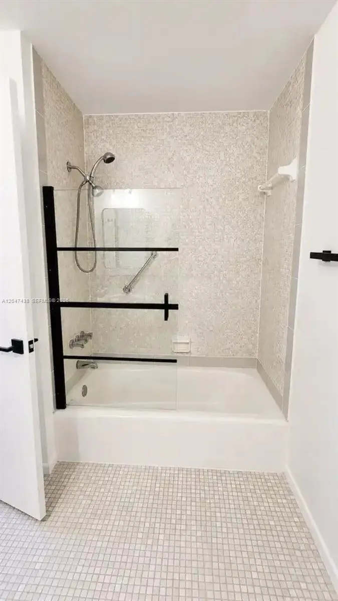 3321 Raleigh St #3H Hollywood, FL 33021