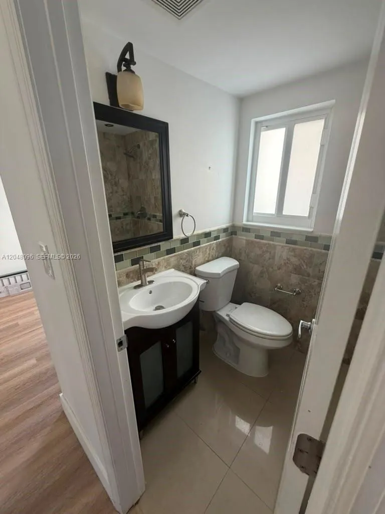 655 85th St Miami Beach, FL 33141
