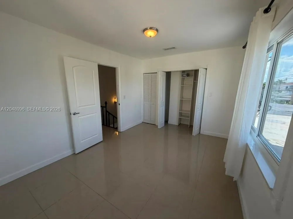 655 85th St Miami Beach, FL 33141