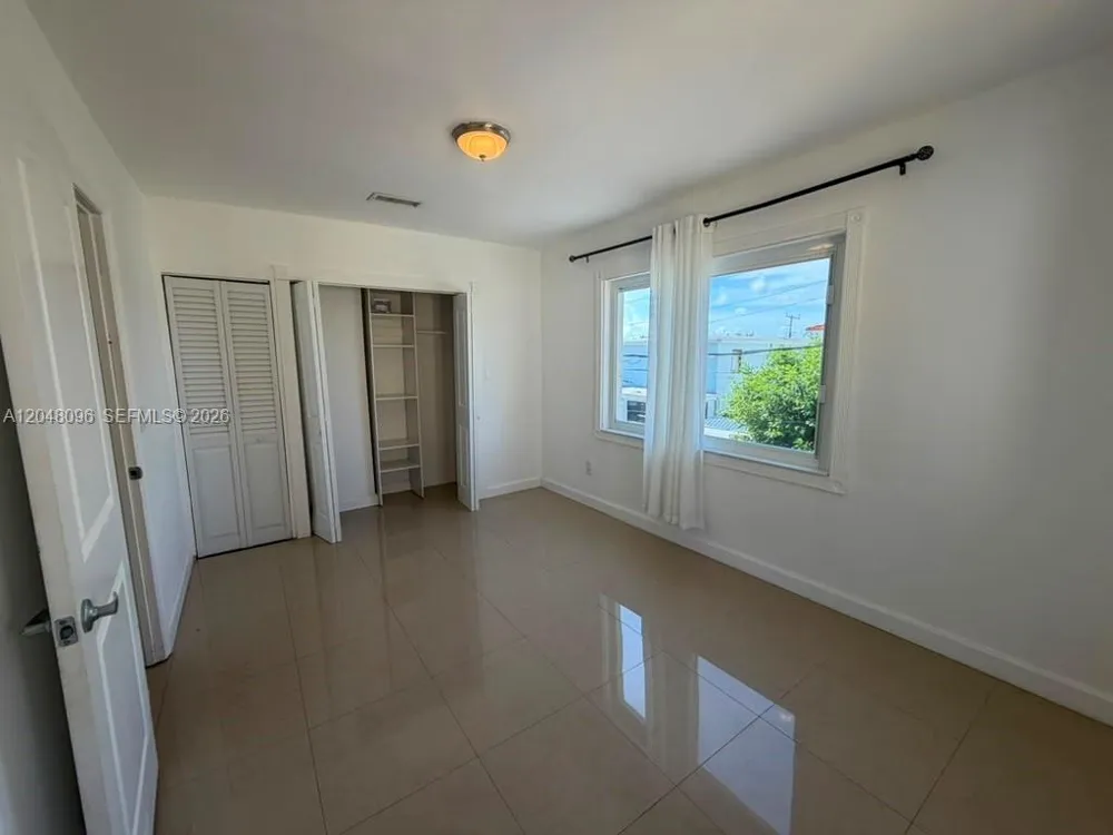 655 85th St Miami Beach, FL 33141