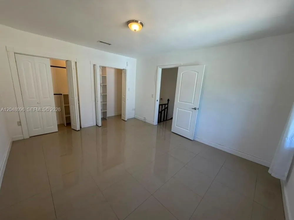 655 85th St Miami Beach, FL 33141