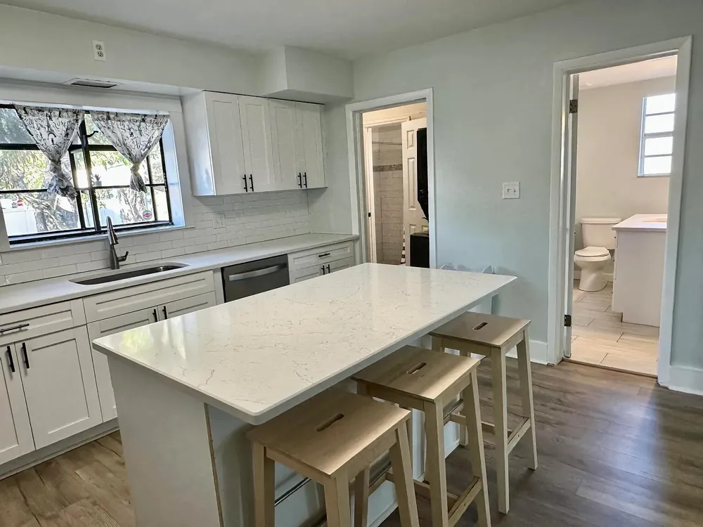 1504 E 33RD AVENUE Tampa, FL 33610