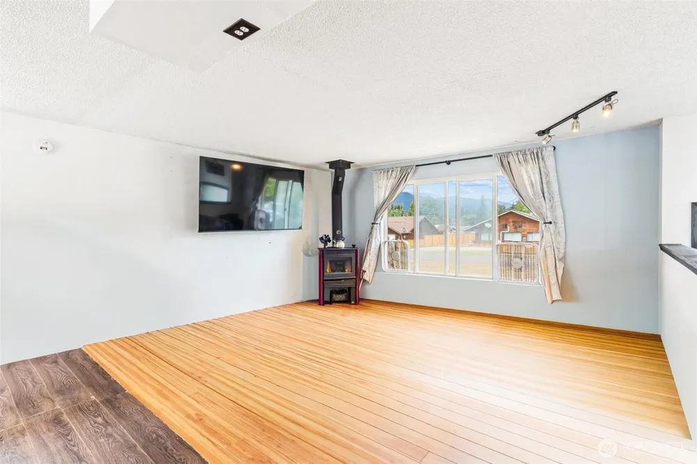 1265 Cascade Street Darrington, WA 98241